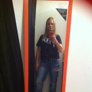 Meet your Posher, Crystal